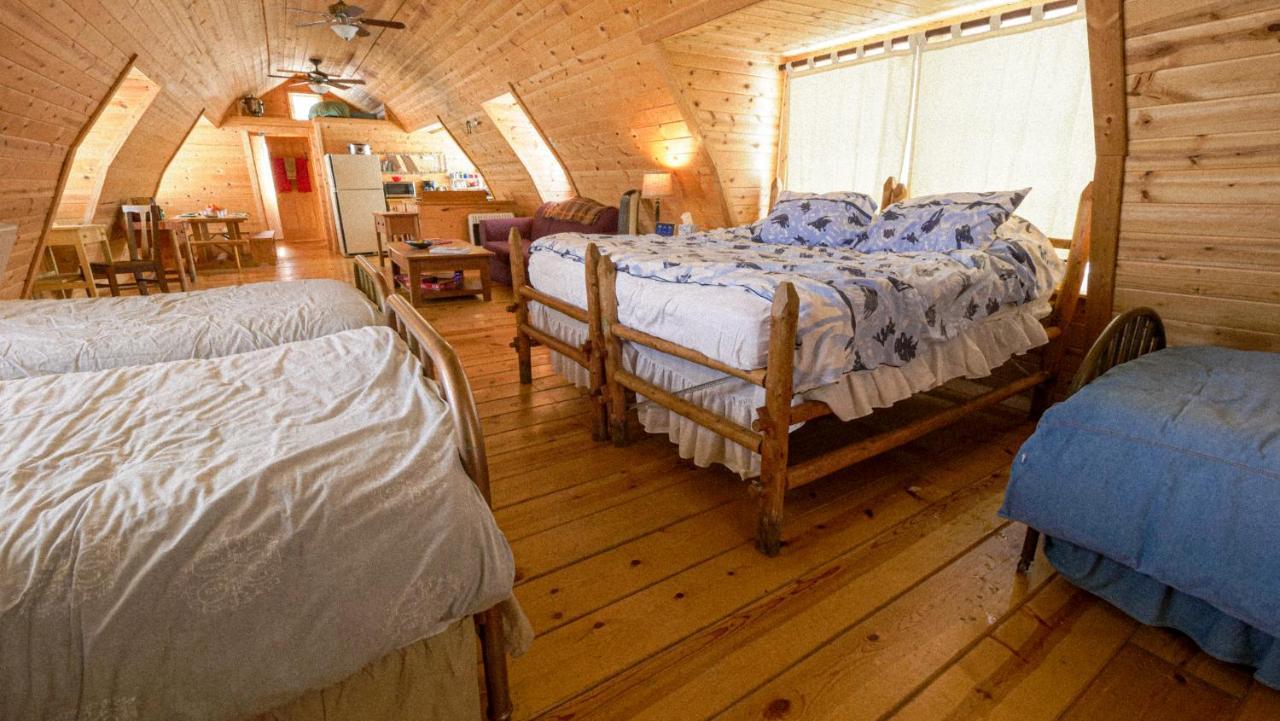 Aubin Sky Lodging At The Yl Ranch Savery Екстер'єр фото