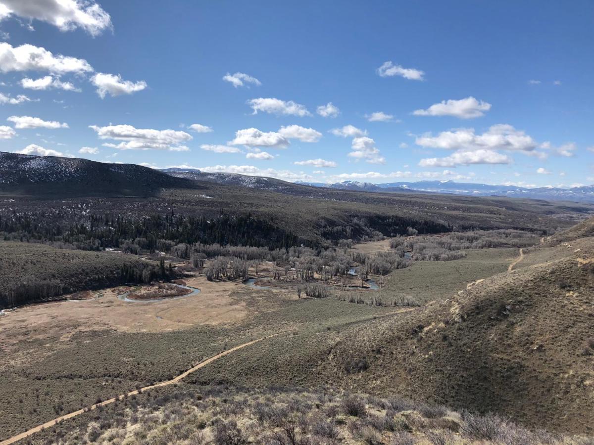 Aubin Sky Lodging At The Yl Ranch Savery Екстер'єр фото