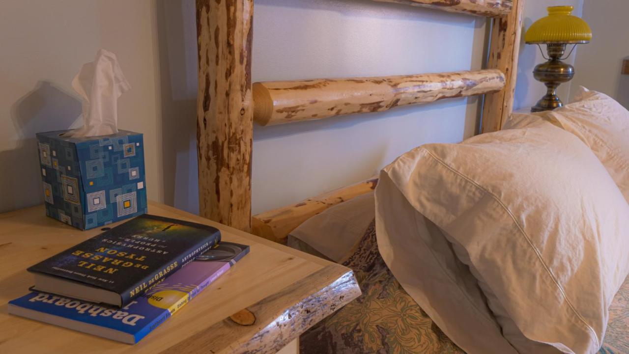 Aubin Sky Lodging At The Yl Ranch Savery Екстер'єр фото