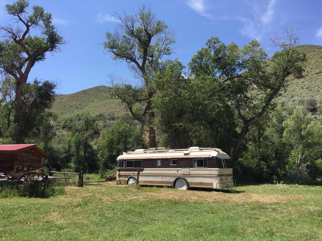 Aubin Sky Lodging At The Yl Ranch Savery Екстер'єр фото