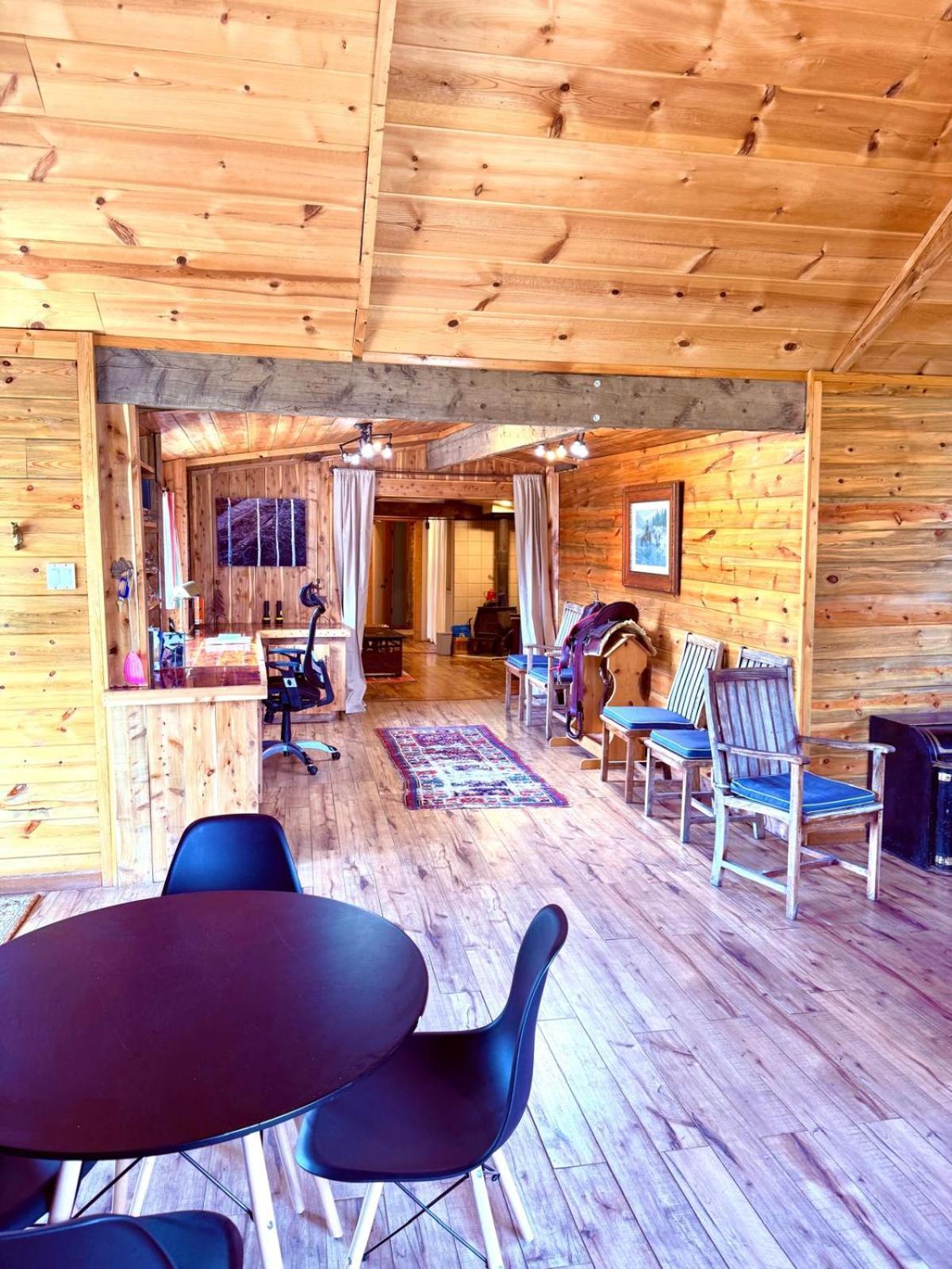 Aubin Sky Lodging At The Yl Ranch Savery Екстер'єр фото